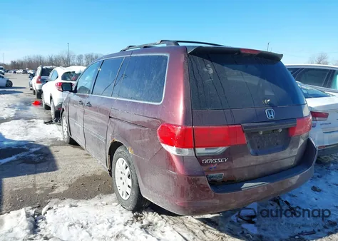 2008 Honda Odyssey Lx z USA, uszkodzony, nr VIN 5FNRL38278B043625